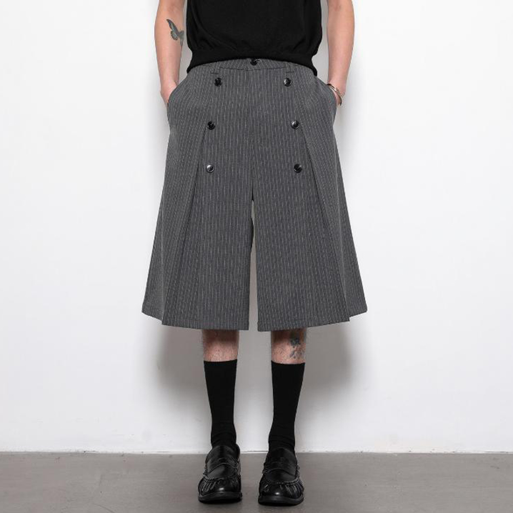 Street Fashion Trends 2026 - Nouveau pantalon capri uni pour homme